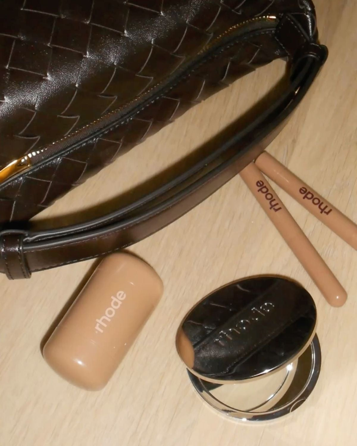 Rhode - The Compact Mirror